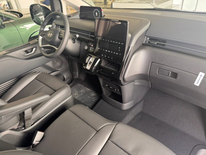 STARIA 9S HEV 1.6 TGDI 225CV 6AT TECNO