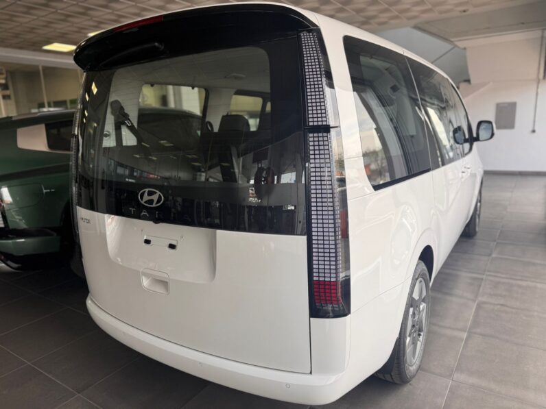 STARIA 9S HEV 1.6 TGDI 225CV 6AT TECNO