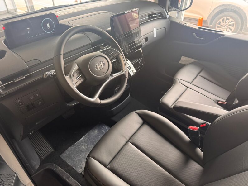 STARIA 9S HEV 1.6 TGDI 225CV 6AT TECNO