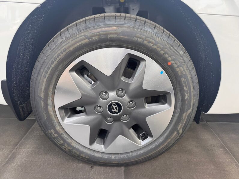 STARIA 9S HEV 1.6 TGDI 225CV 6AT TECNO