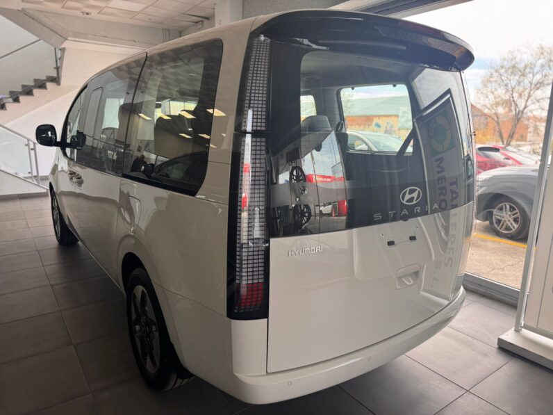 STARIA 9S HEV 1.6 TGDI 225CV 6AT TECNO