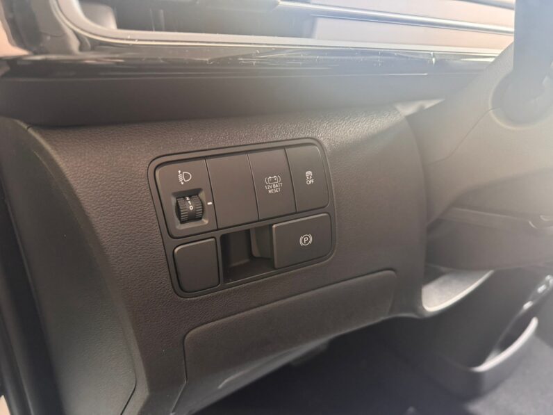 STARIA 9S HEV 1.6 TGDI 225CV 6AT TECNO