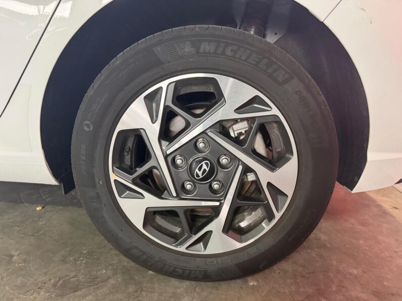 HYUNDAI i30 1.0 100CV 48V KLASS