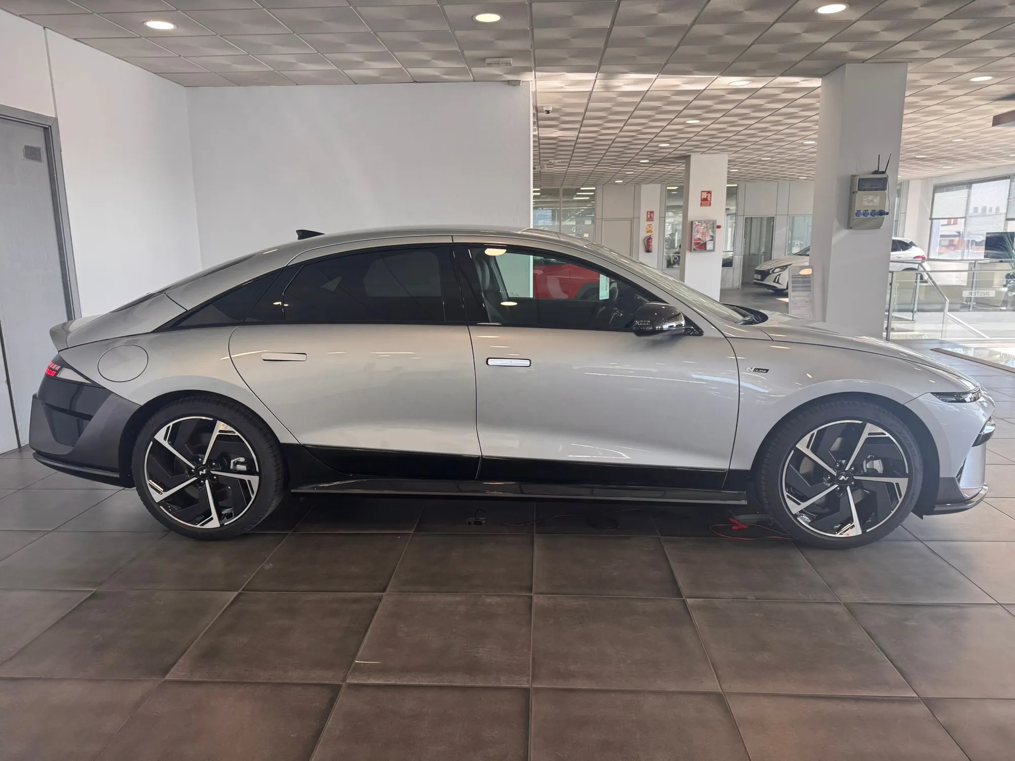 Hyundai IONIQ 6: 680 km de autonomía y sus medidas