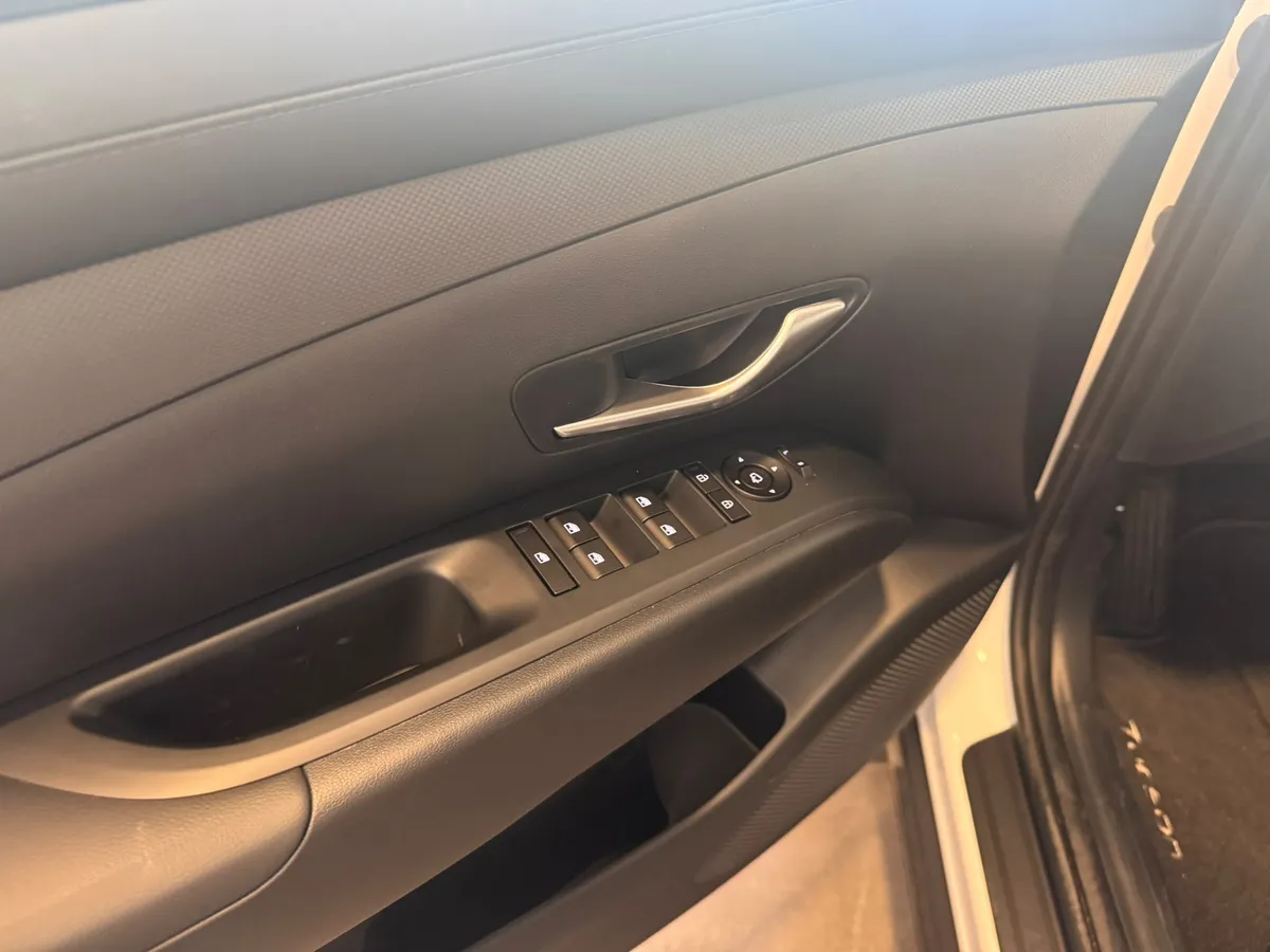 Hyundai TUCSON PHEV BLACK LINE — foto 12