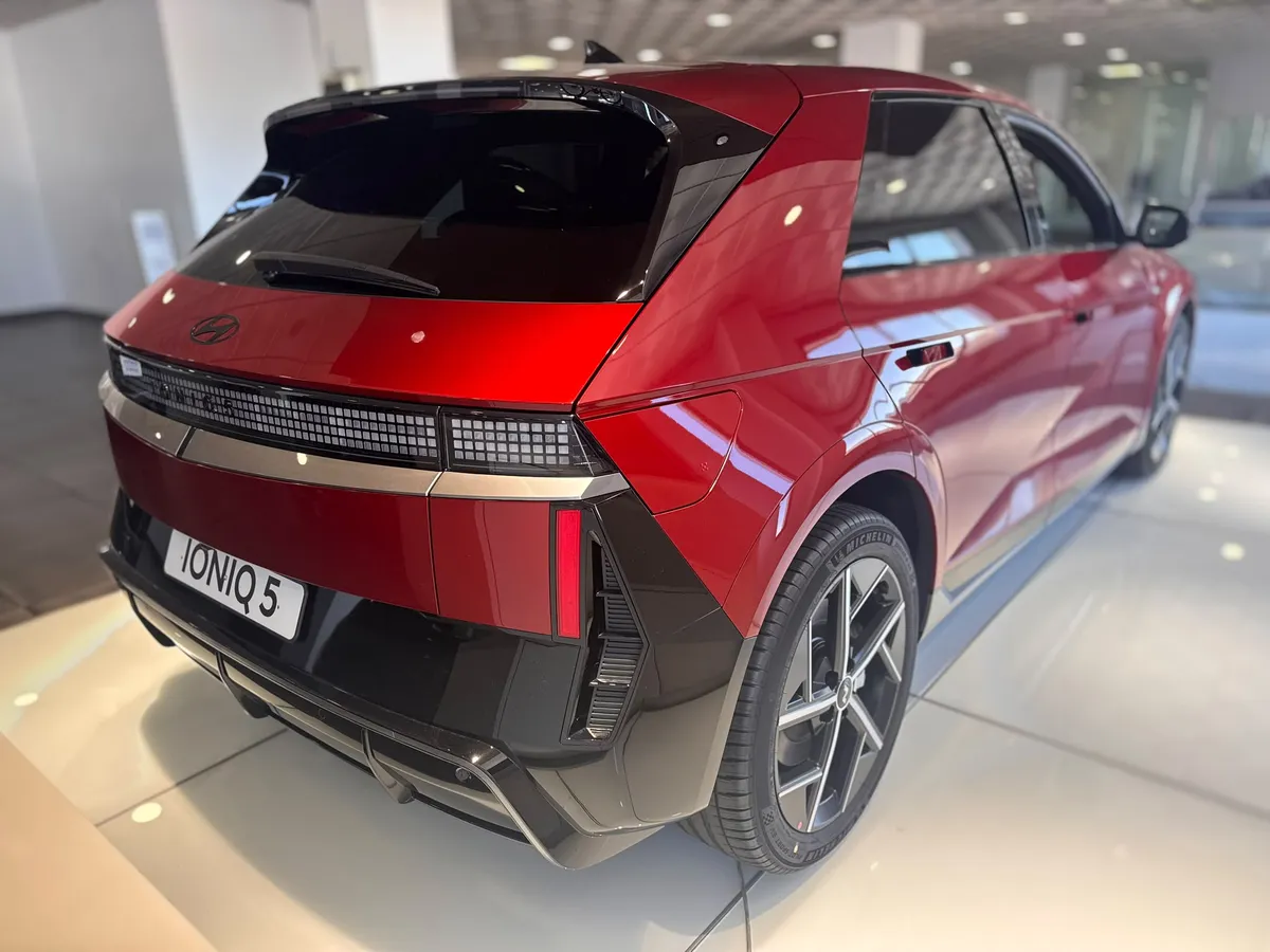 Hyundai IONIQ 5 N LINE — foto 3