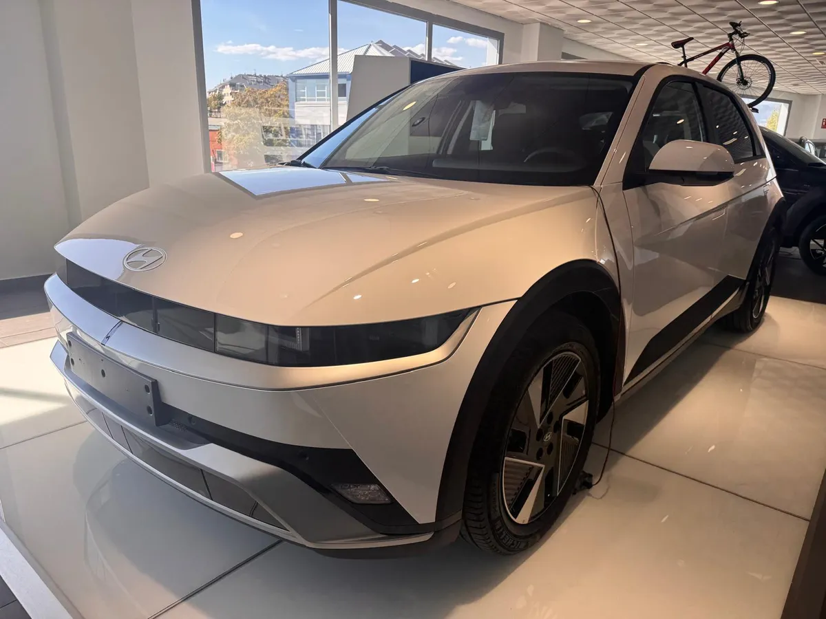 Hyundai IONIQ 5 LIGHT — foto 1