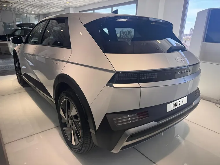 Hyundai IONIQ 5 LIGHT — foto 10