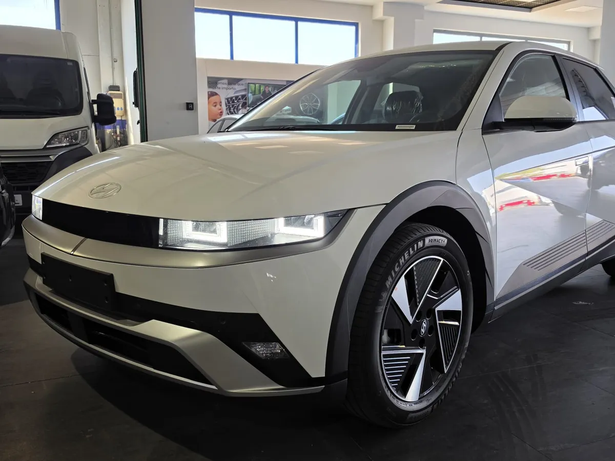 Hyundai IONIQ 5 LIGHT — foto 1