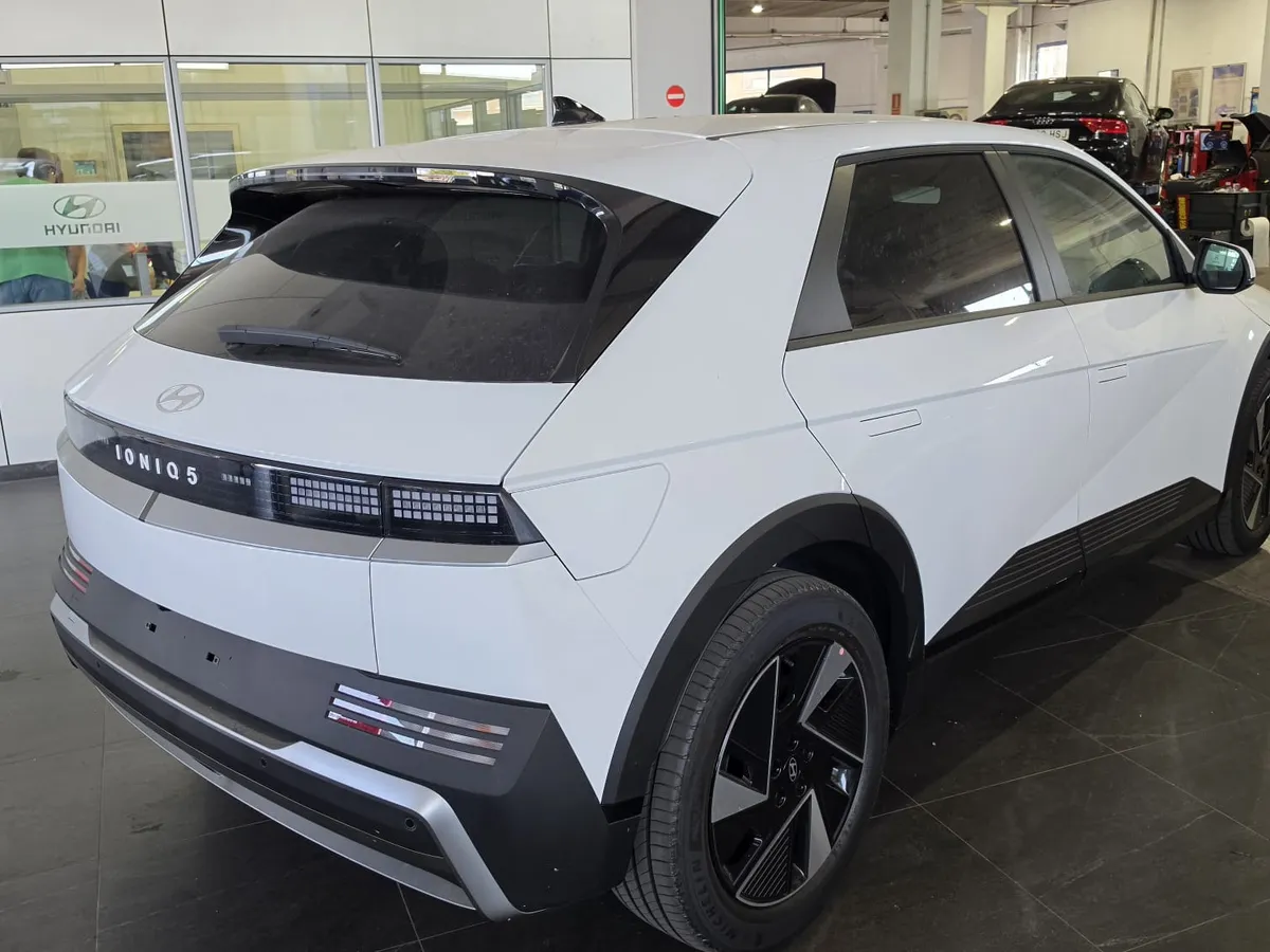 Hyundai IONIQ 5 LIGHT — foto 3