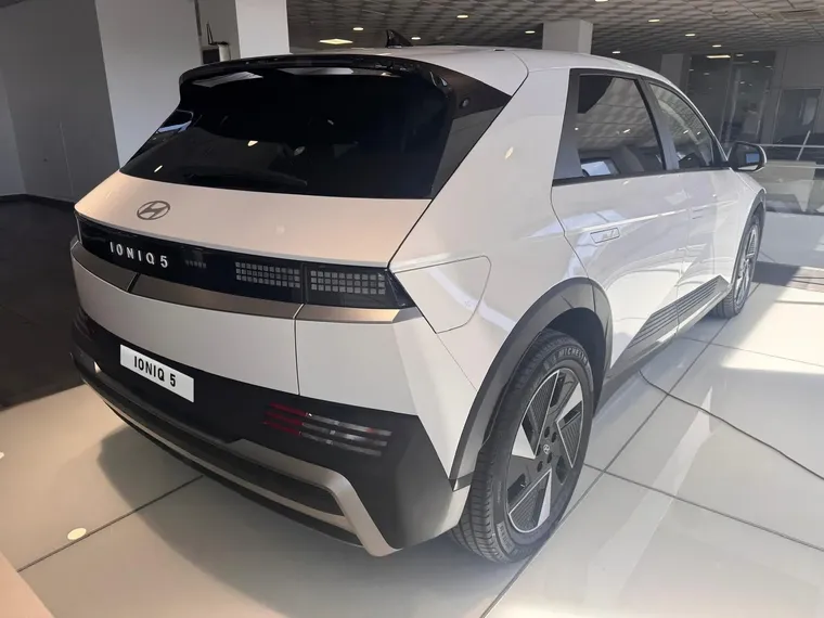 Hyundai IONIQ 5 LIGHT — foto 3