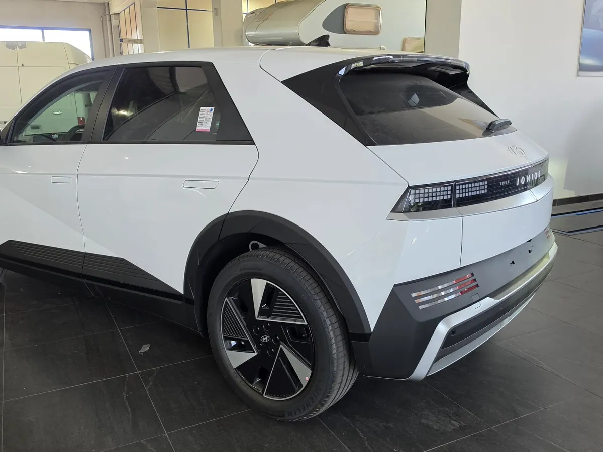 Hyundai IONIQ 5 LIGHT — foto 11