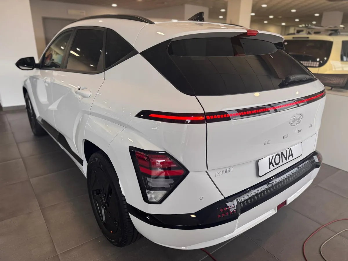 Hyundai KONA EV BLACK LINE — foto 10