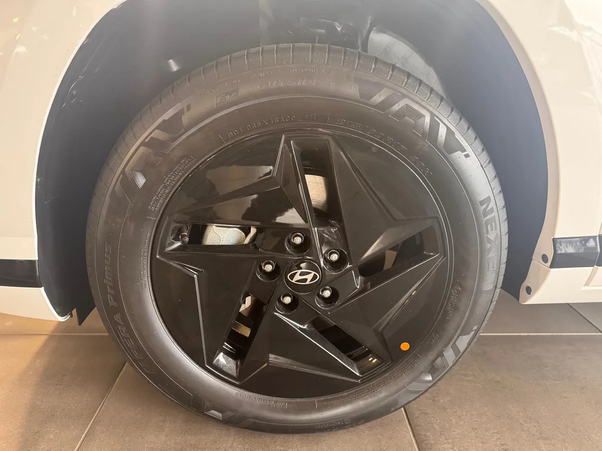 Hyundai KONA EV BLACK LINE — foto 9