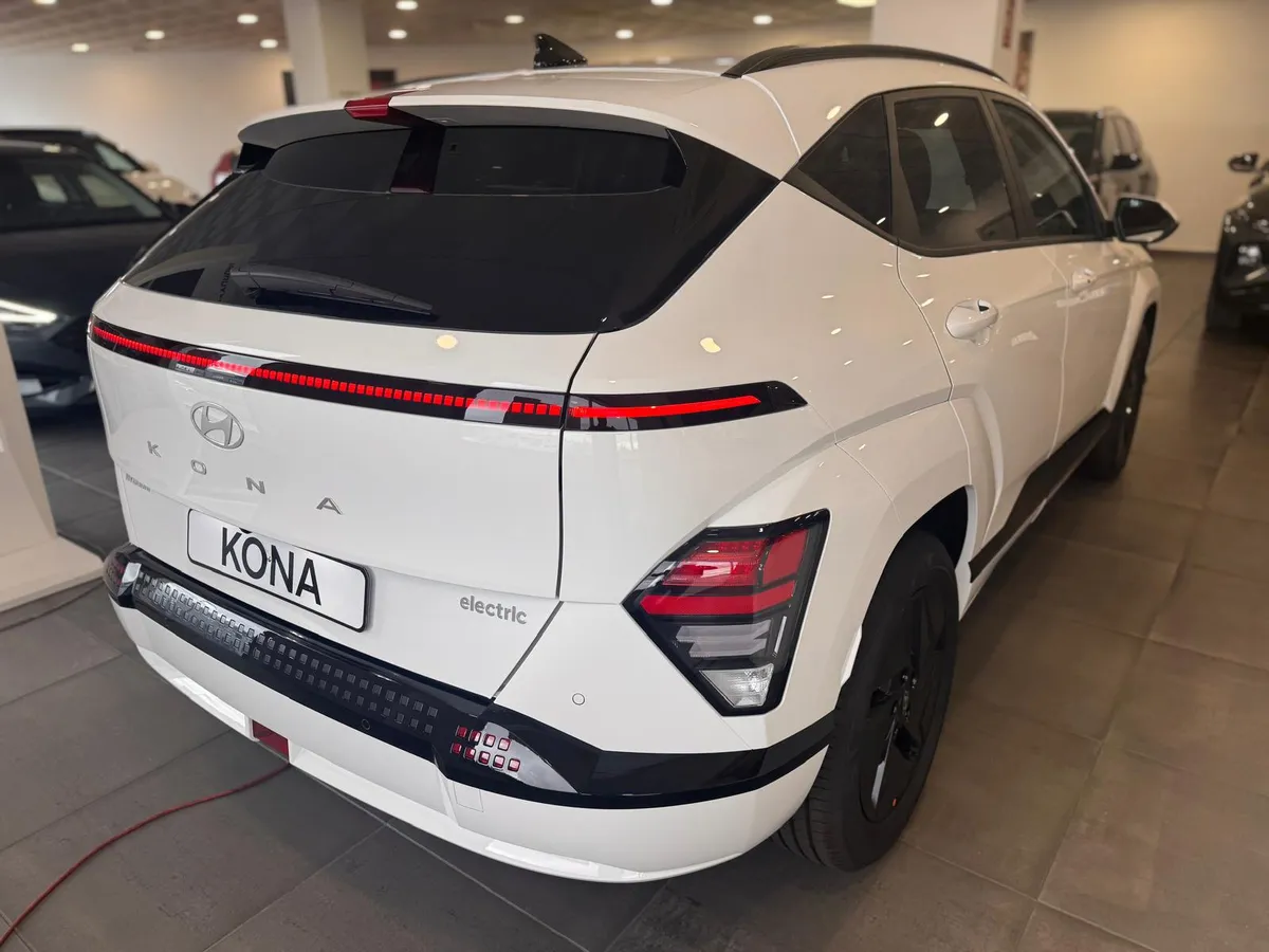 Hyundai KONA EV BLACK LINE — foto 3