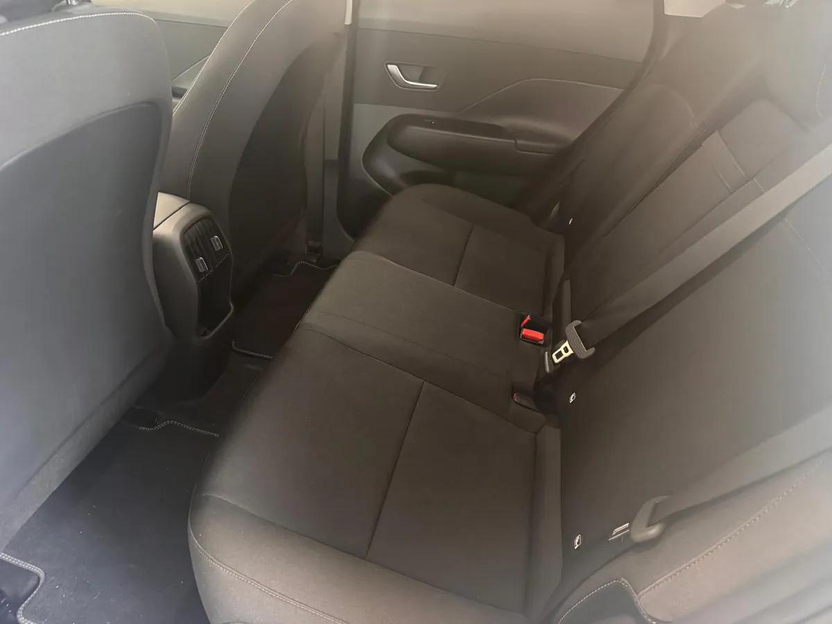 Hyundai KONA EV BLACK LINE — foto 8