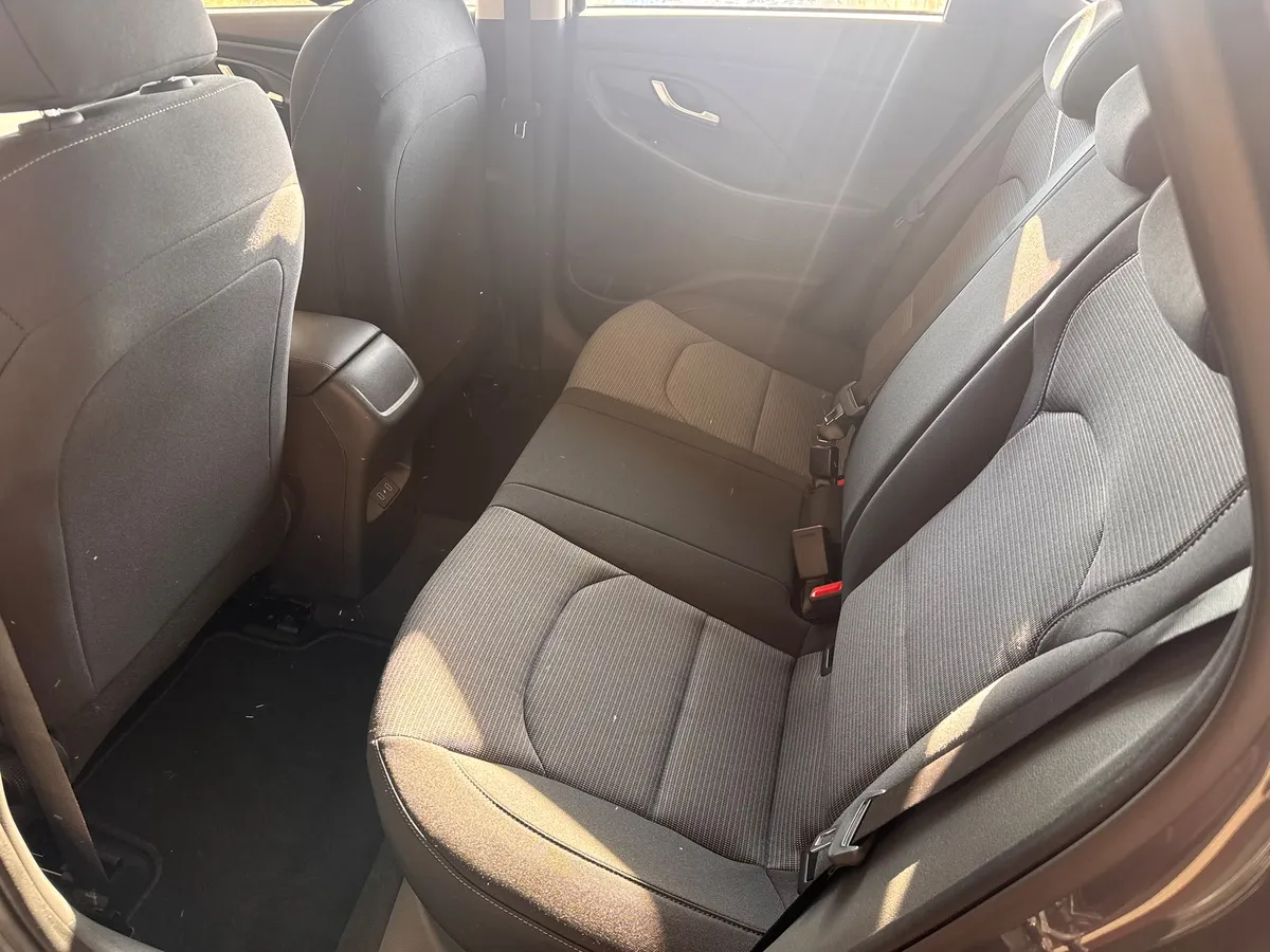 Hyundai i30 KLASS — foto 14