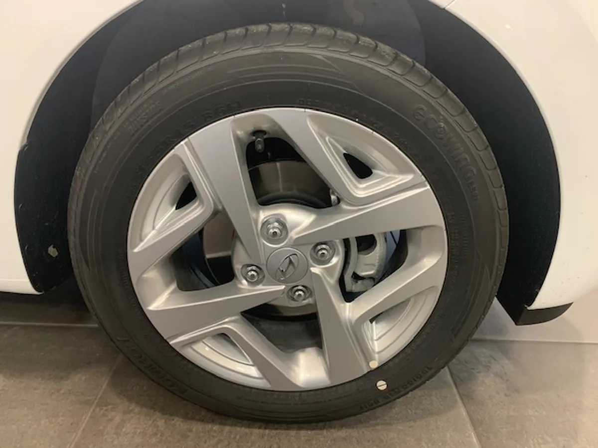 Hyundai i10 KLASS — foto 9