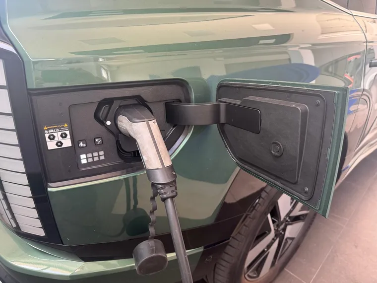 Hyundai IONIQ 9 ENERGY — foto 4